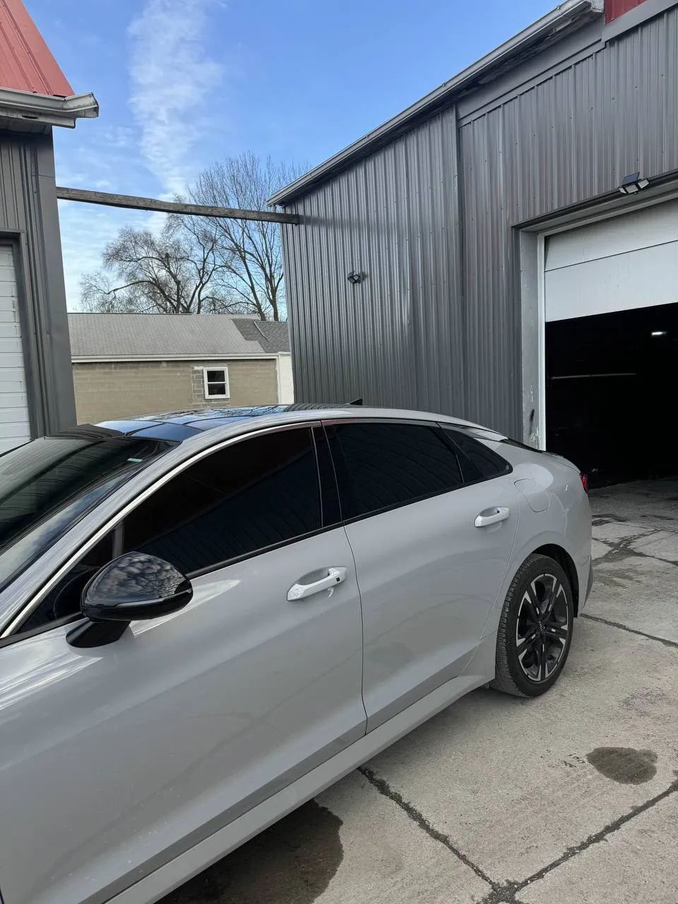 White Hyundai Sonata in 716 Details shop after tinting